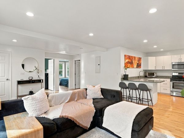 89 Broad Street, Unit 1, Lynn, MA 01902