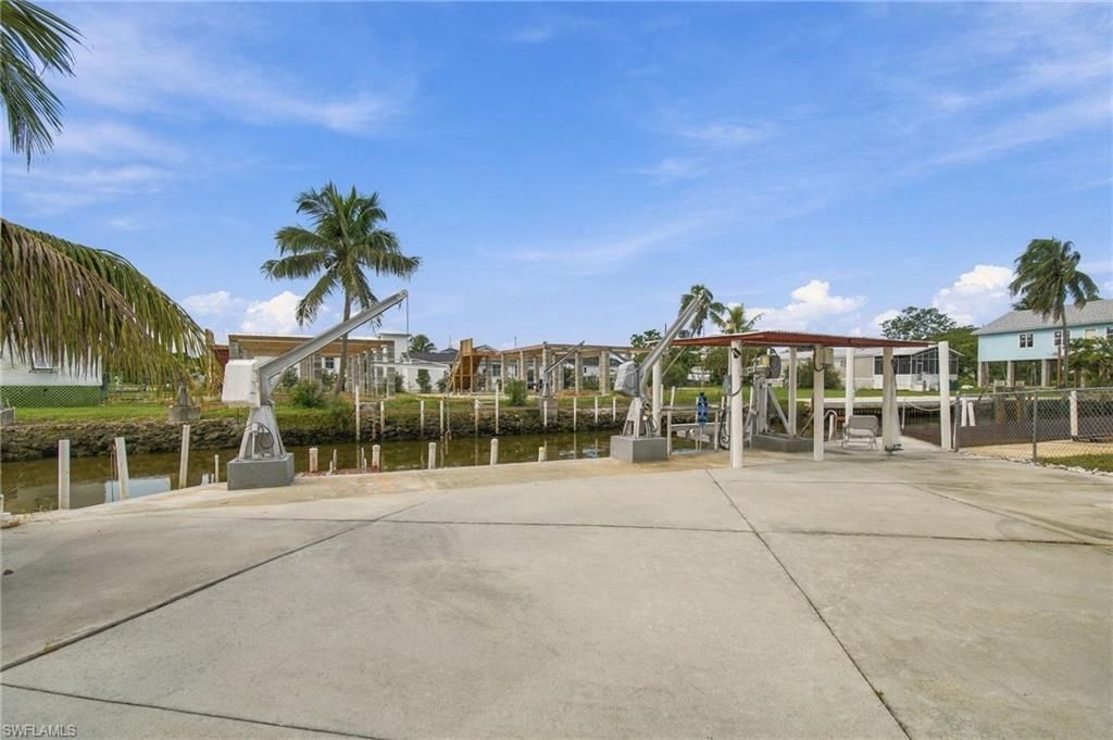 173 N Lopez Ln , Chokoloskee, FL 34138 Photo