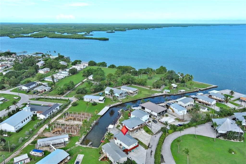 173 N Lopez Ln , Chokoloskee, FL 34138 Photo