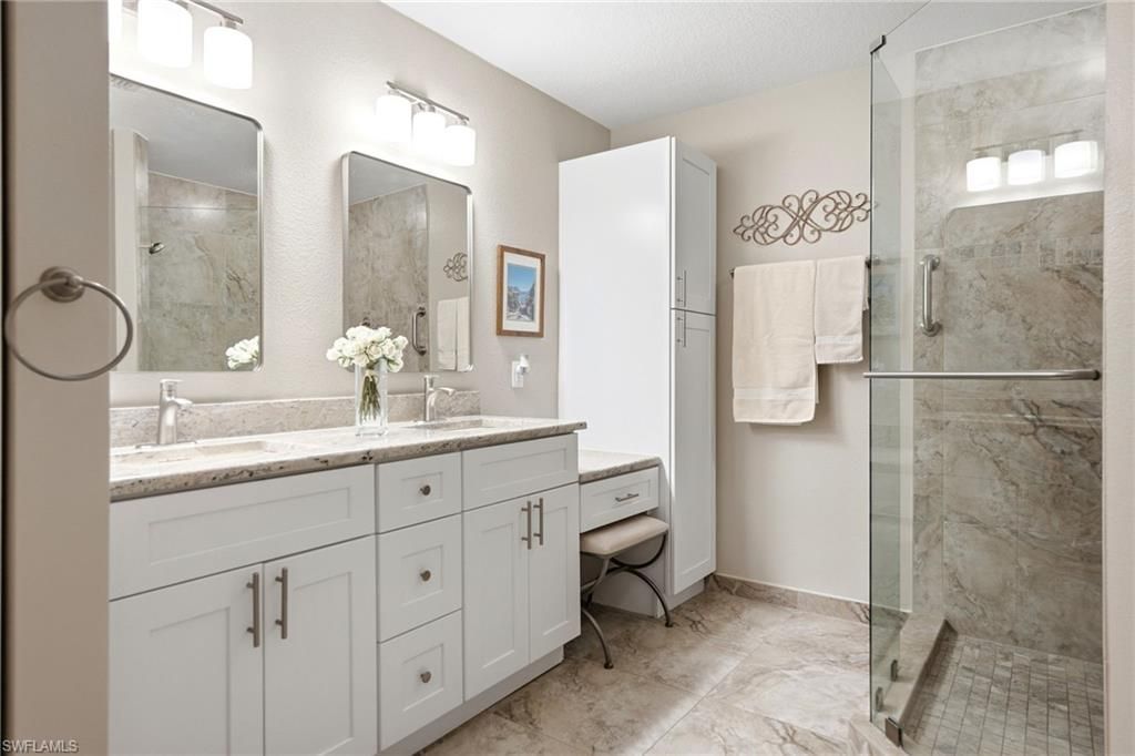 2555 Aspen Creek Ln, Unit 201, Naples, FL 34119 Photo