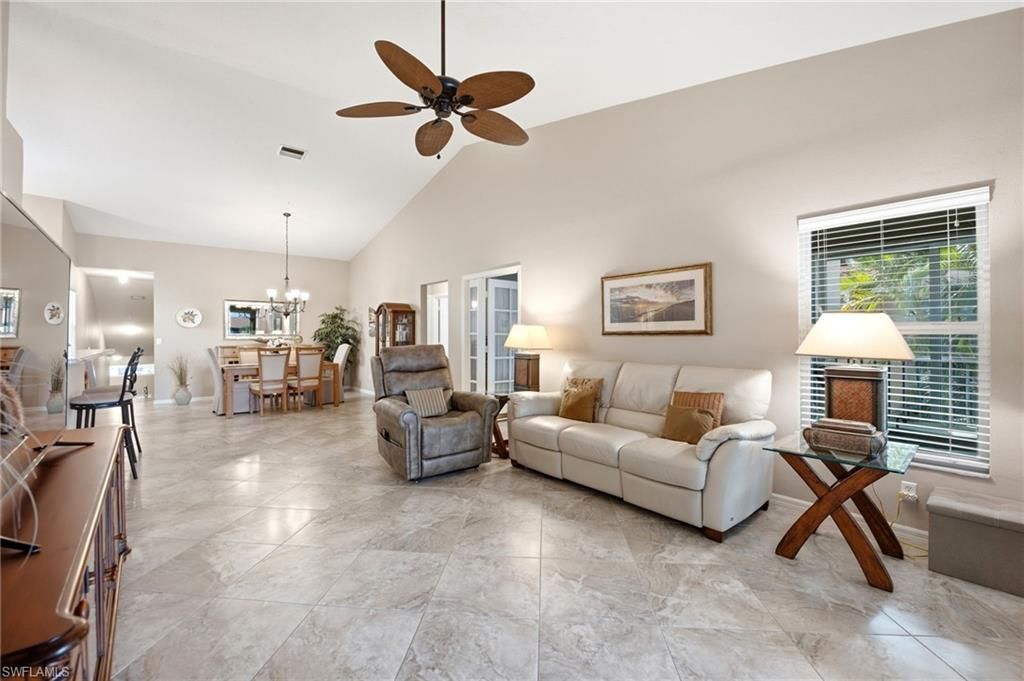 2555 Aspen Creek Ln, Unit 201, Naples, FL 34119 Photo