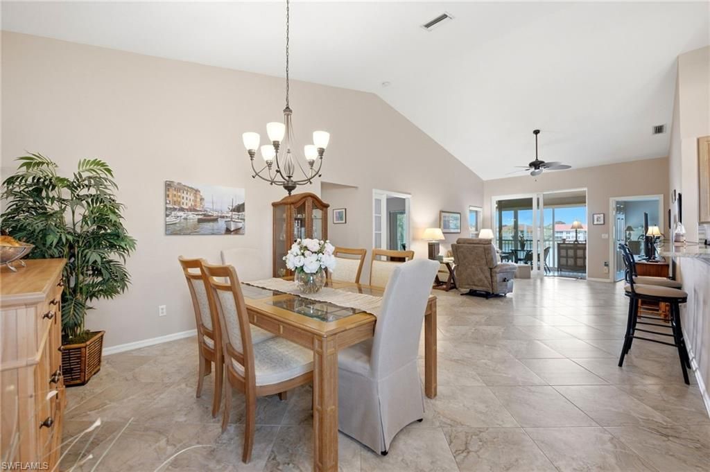2555 Aspen Creek Ln, Unit 201, Naples, FL 34119 Photo