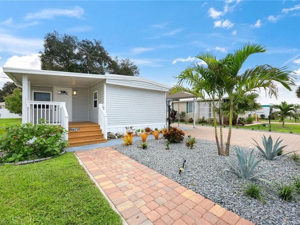 27365 Joann DR, BONITA SPRINGS, FL 34135