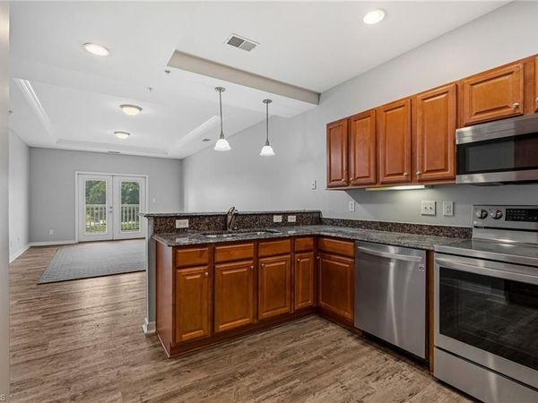 605 Market Street W, Unit 314, Greensboro, NC 27401