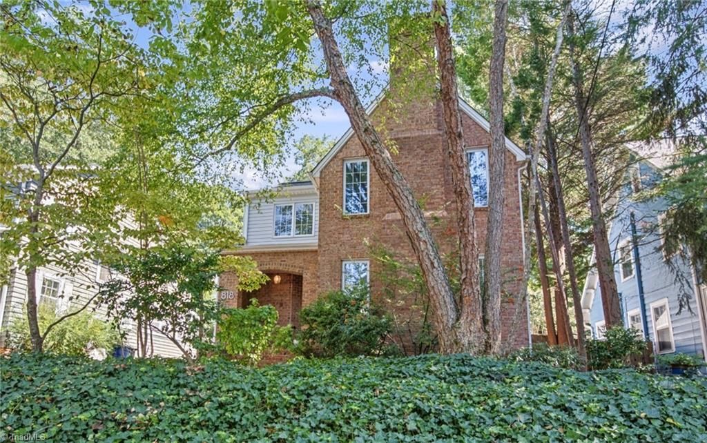 818 Carolina Avenue, Winston-Salem, NC 27101 Main Photo