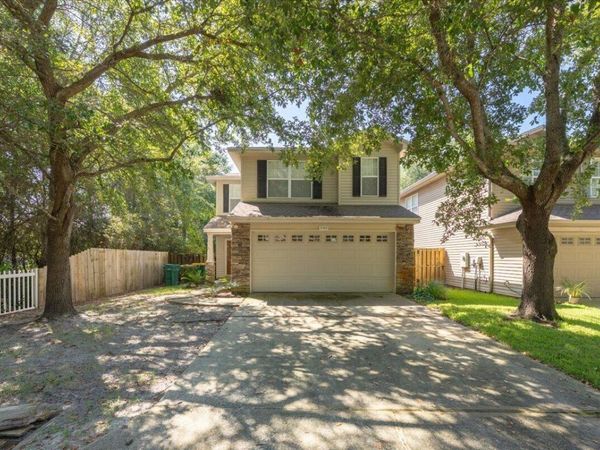 2708 Apple Blossom Court, Shalimar, FL 32579