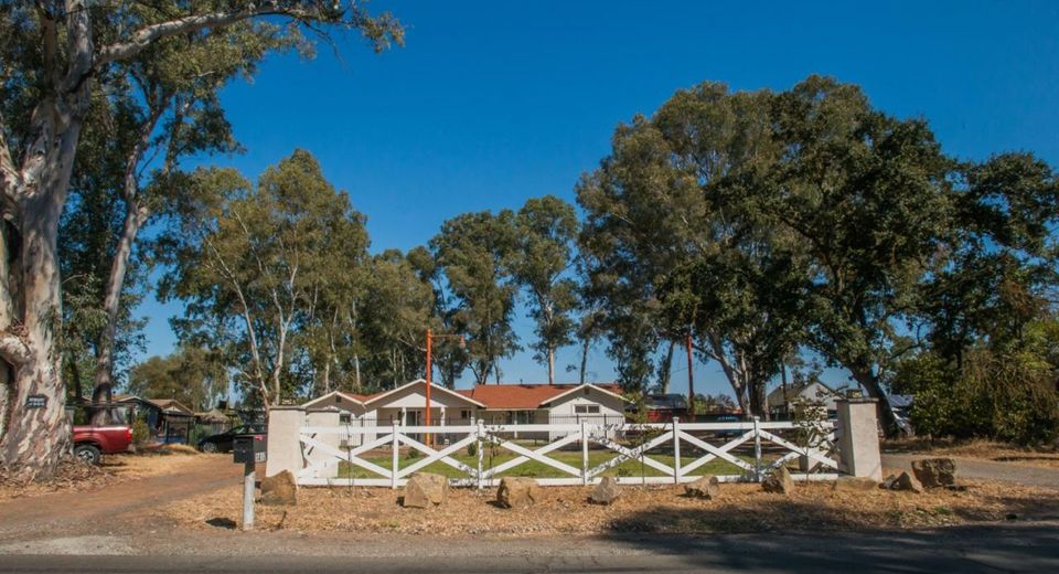 1417 E St, Rio Linda, CA 95673 Photo