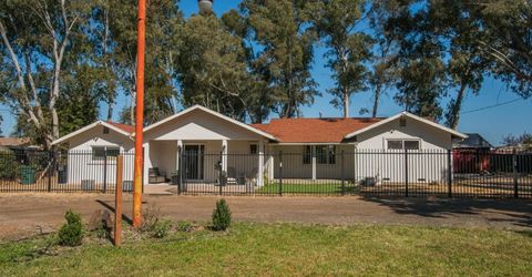 1417 E St, Rio Linda, CA 95673 Photo