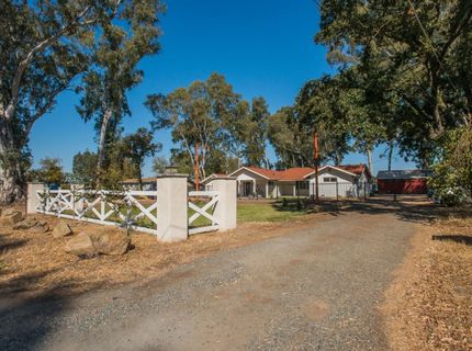 1417 E St, Rio Linda, CA 95673 Photo