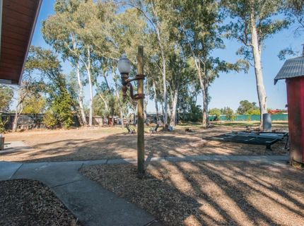 1417 E St, Rio Linda, CA 95673 Photo