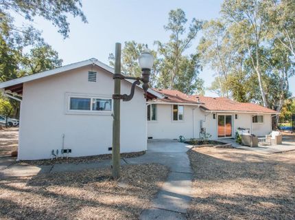 1417 E St, Rio Linda, CA 95673 Photo