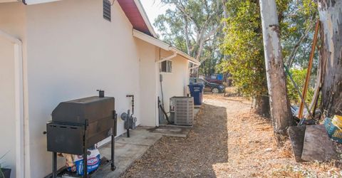 1417 E St, Rio Linda, CA 95673 Photo