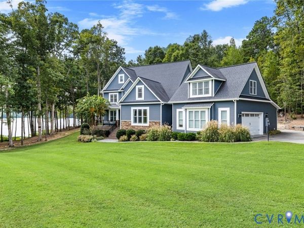 20018 Chesdin Harbor Drive , South Chesterfield, VA 23803