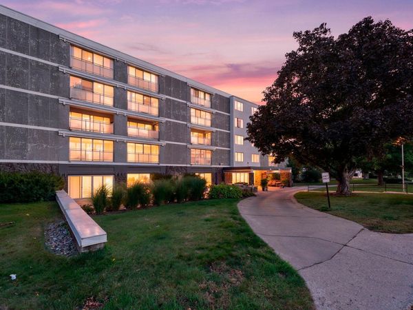 6450 York Avenue S, Unit 217, Edina, MN 55435