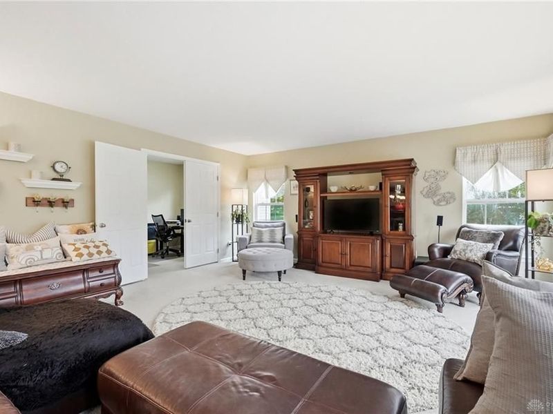 1386 Emily Beth Drive, Miamisburg, OH 45342 Photo 12