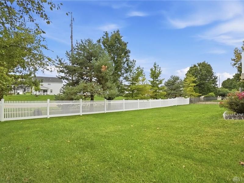 1386 Emily Beth Drive, Miamisburg, OH 45342 Photo 65