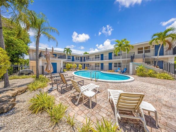 660 NE 11th Ave, Unit 102, Fort Lauderdale, FL 33304