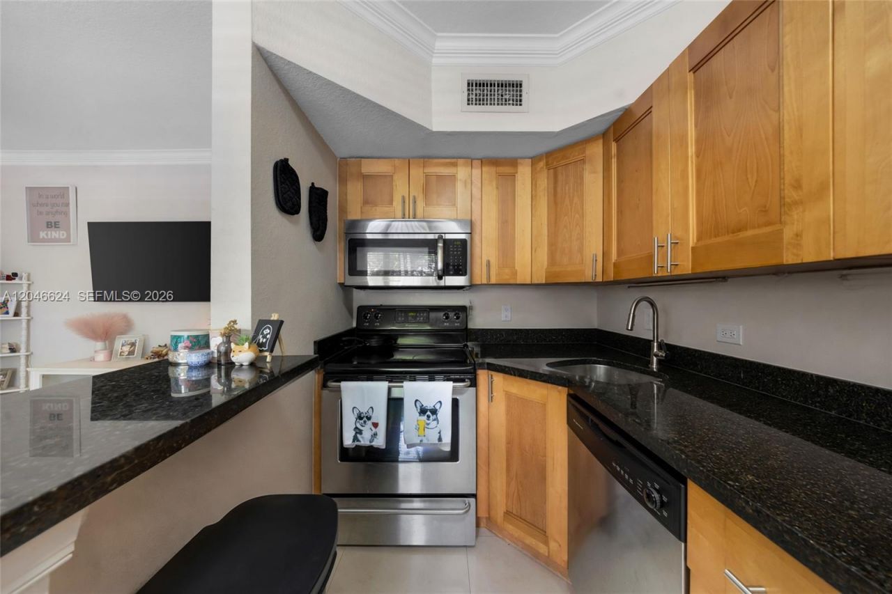 660 NE 11th Ave, Unit 102, Fort Lauderdale, FL 33304 Photo