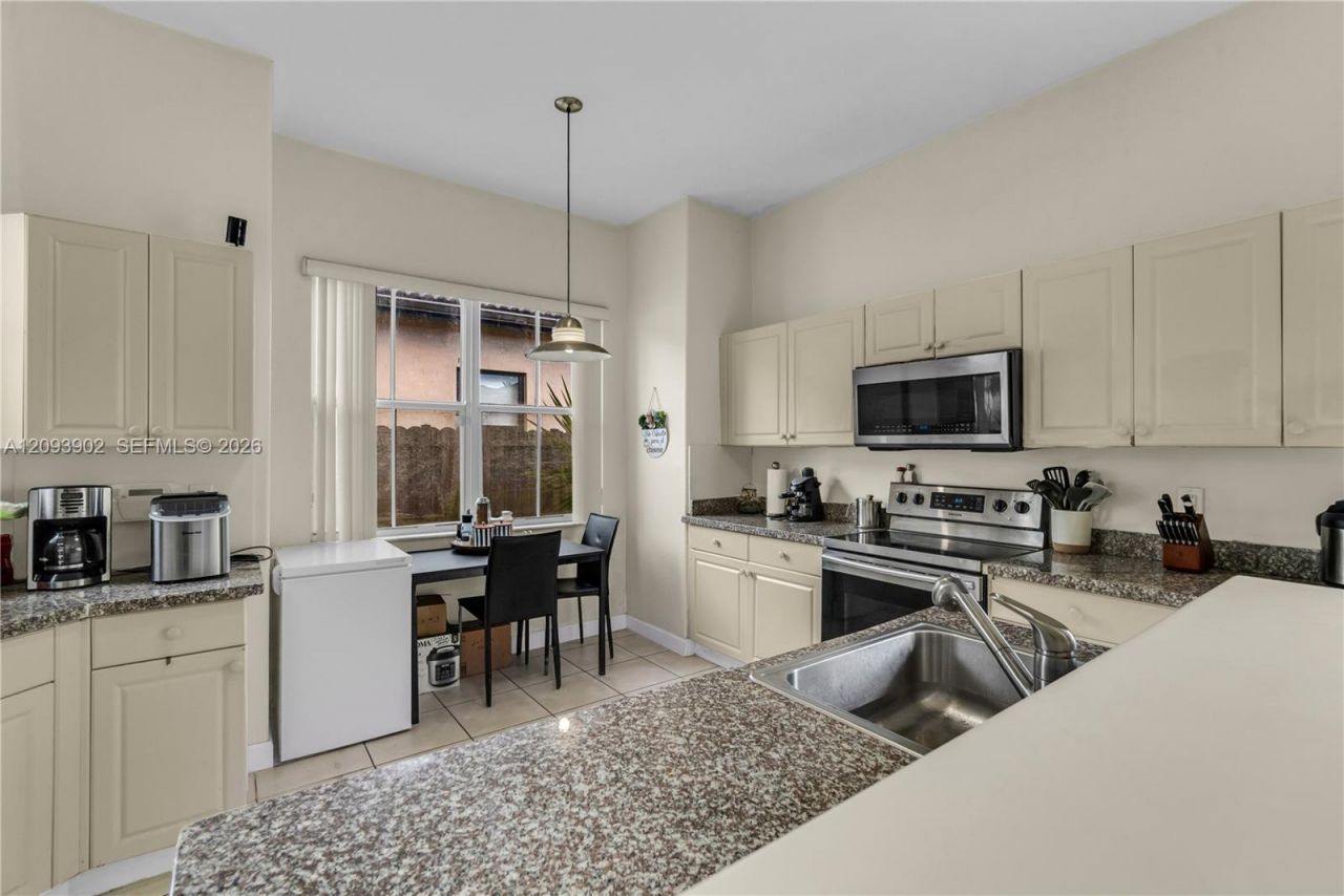Please Call For Address, Hialeah, FL 33018 Photo