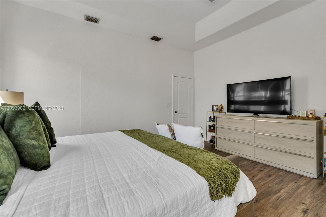 Please Call For Address, Hialeah, FL 33018 Photo