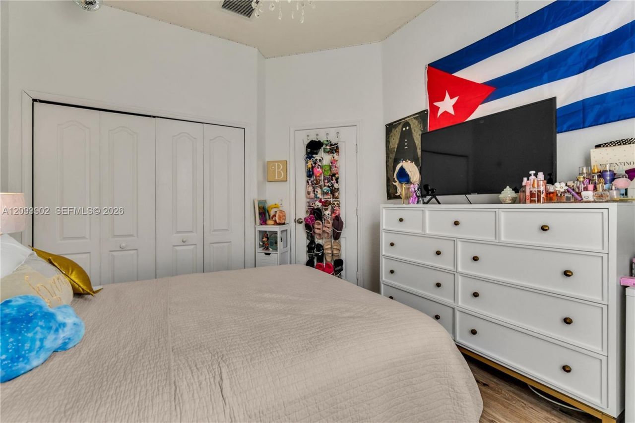 Please Call For Address, Hialeah, FL 33018 Photo