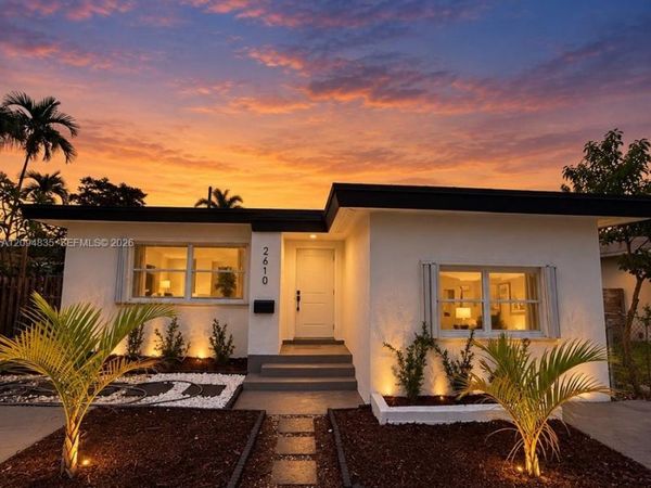 2610 Pierce St , Hollywood, FL 33020