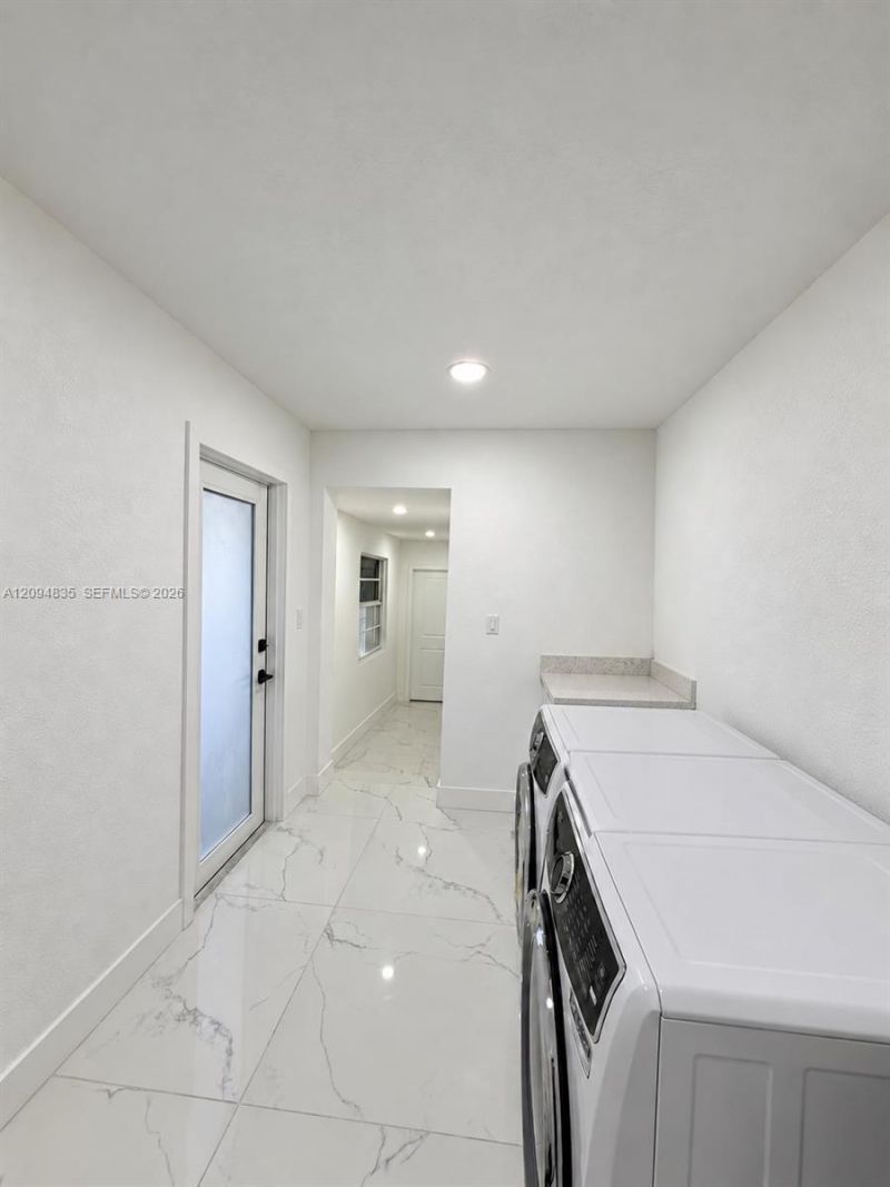2610 Pierce St , Hollywood, FL 33020 Photo