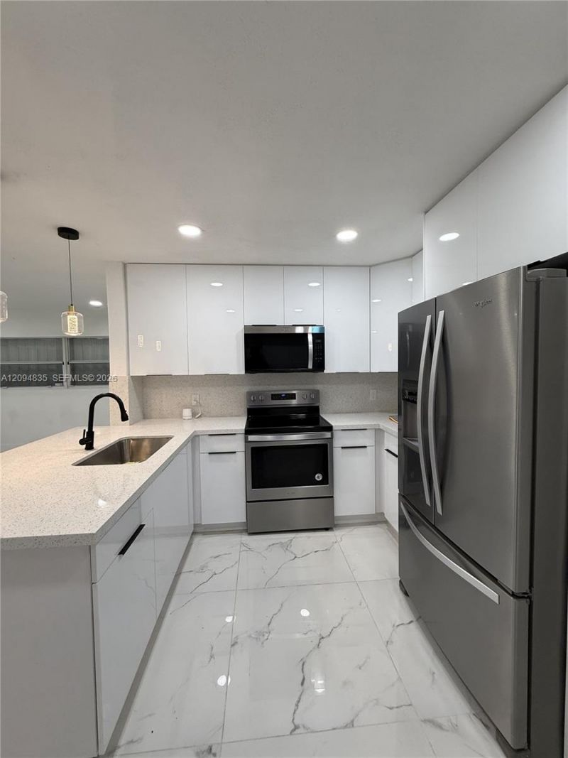 2610 Pierce St , Hollywood, FL 33020 Photo