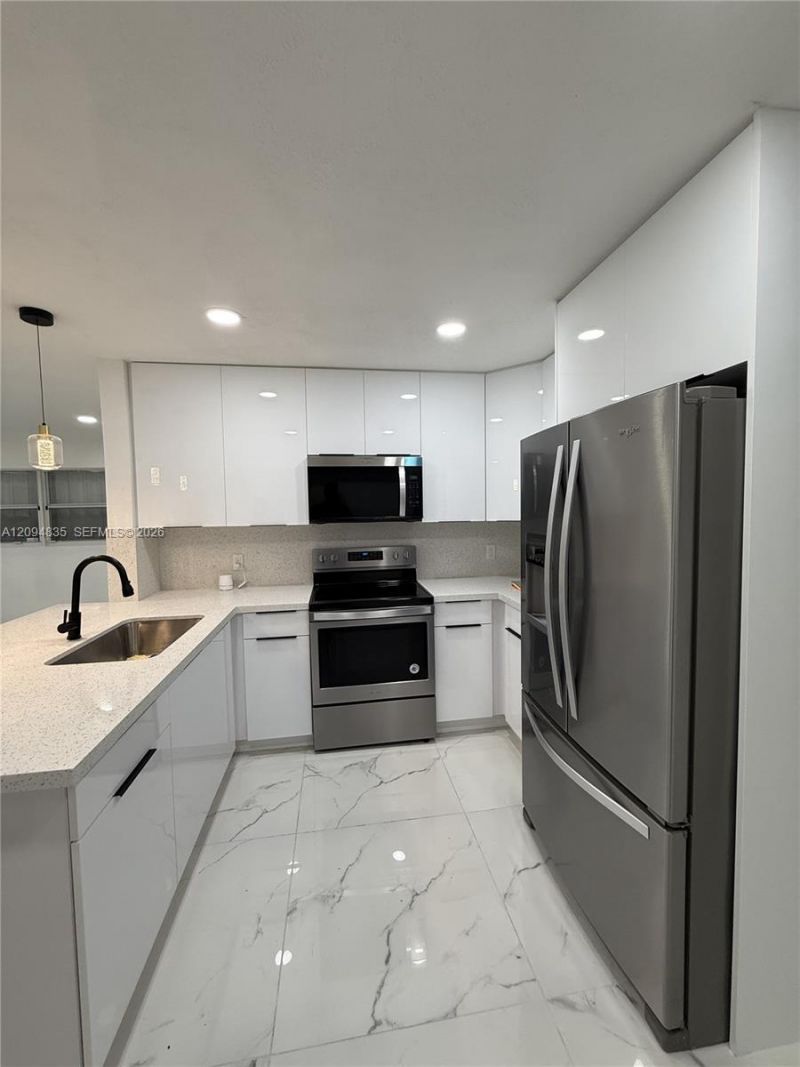 2610 Pierce St , Hollywood, FL 33020 Photo
