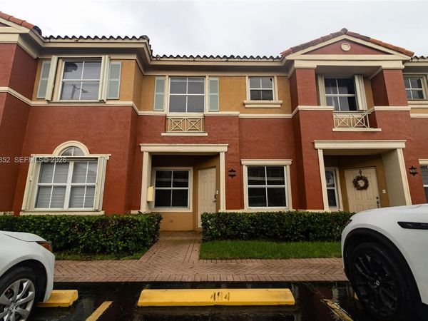 11600 NW 60th Ter , Unit 484, Doral, FL 33178