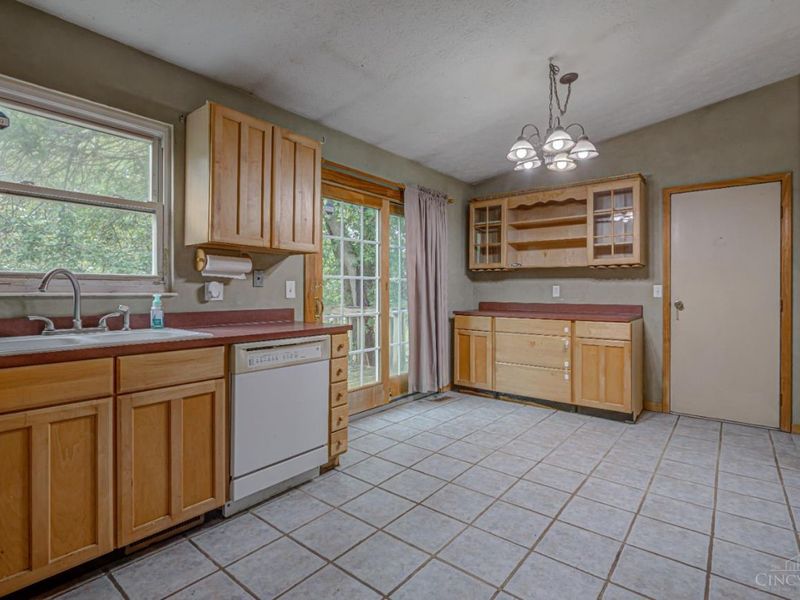 200 Westbrook Drive, Harrison, OH 45030 Photo 11
