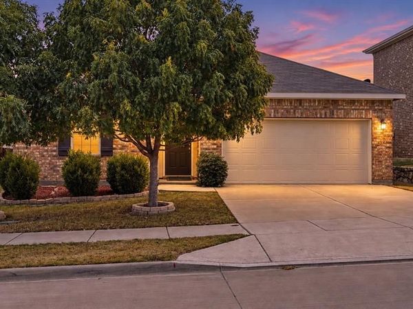 5401 Stone Meadow Lane, Fort Worth, TX 76179