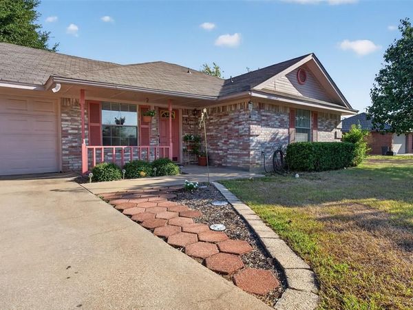 711 Plum Street, Joshua, TX 76058
