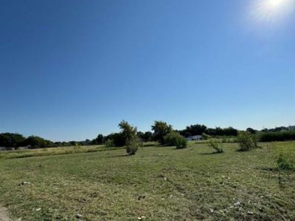 9405 Parkview Drive, Fort Worth, TX 76134