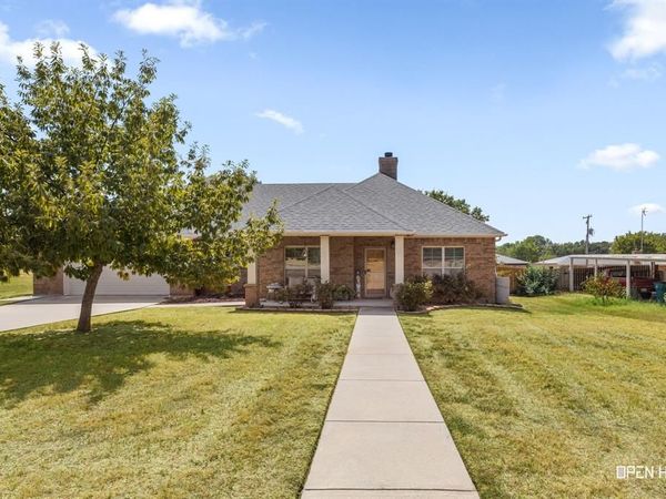 2107 Ruffles Lane, Henrietta, TX 76365