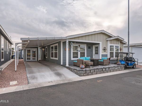 650 N Hawes, Unit 3217, Mesa, AZ 85207