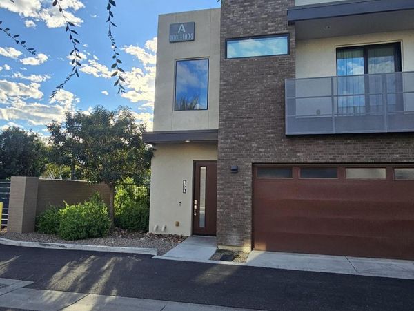 901 S SMITH Road, Unit 1001, Tempe, AZ 85281