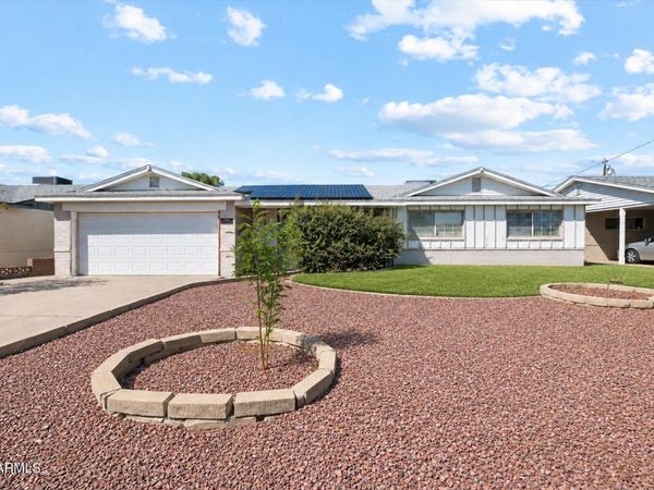 3408 W LAUREL Lane, Phoenix, AZ 85029