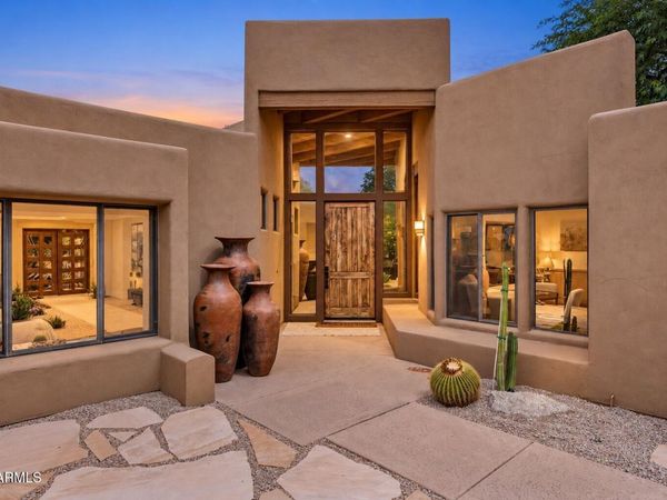 8502 E CAVE CREEK Road, Unit 22, Carefree, AZ 85377