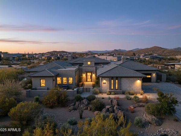 11946 E CAVEDALE Drive, Scottsdale, AZ 85262