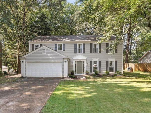 170 Laurel Mill Court , Roswell, GA 30076