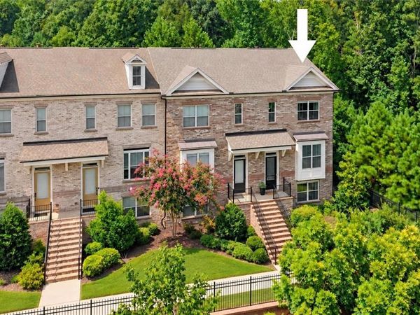 1016 Township Square , Alpharetta, GA 30022