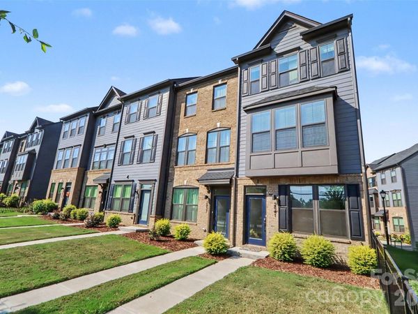 2841 Statesville Avenue, Charlotte, NC 28206