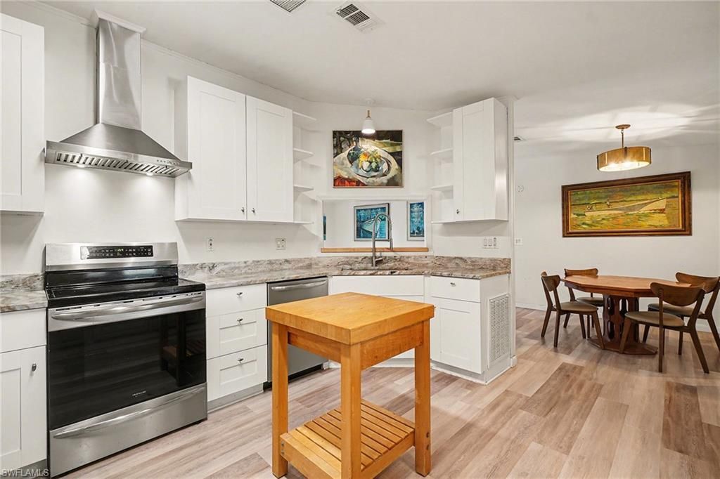 5228 Stringfellow Rd , Saint James City, FL 33956 Photo