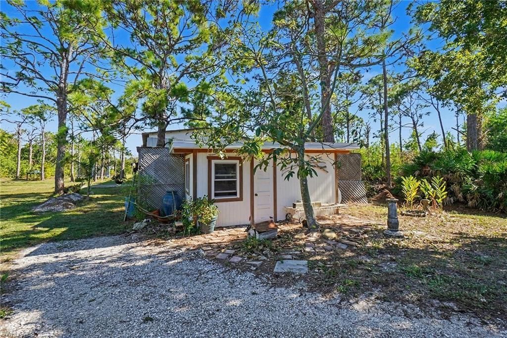 5228 Stringfellow Rd , Saint James City, FL 33956 Photo