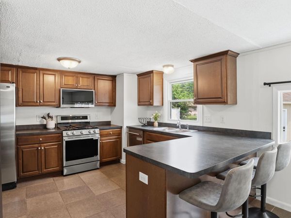 8841 Nicollet Avenue S, Bloomington, MN 55420