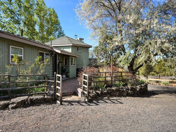 8867 SW Shad Road, Terrebonne, OR 97760