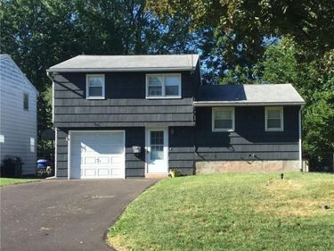 307 Glendale Avenue, Liverpool, NY 13088