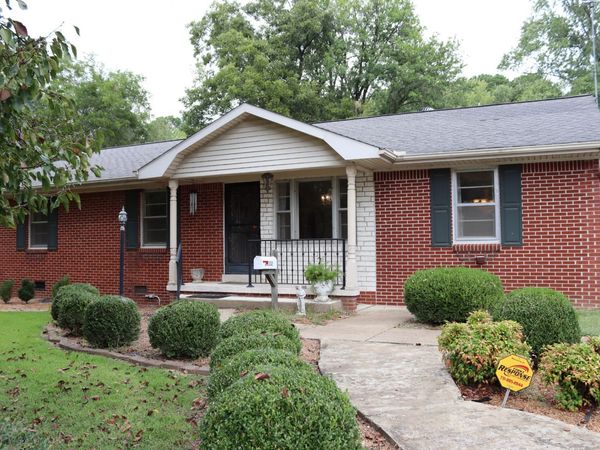 2112 Norwood Dr , Union City, TN 38261