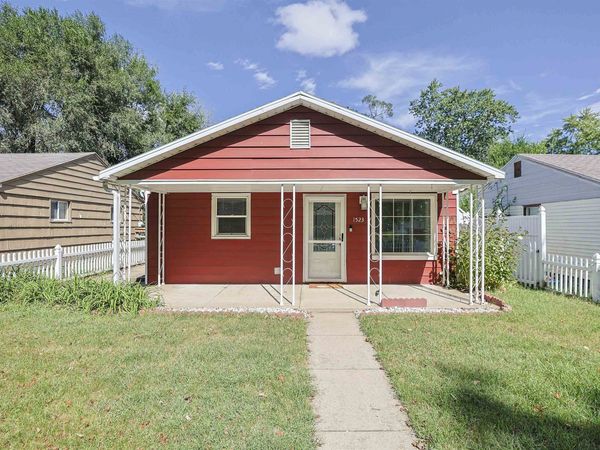 1523 E Fox Street, South Bend, IN 46613